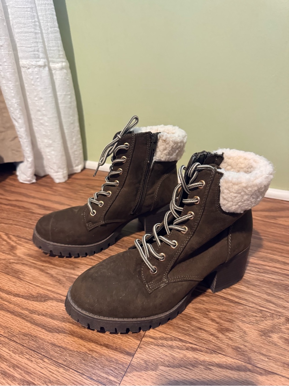 Bamboo Faux Fur Boots - Picture 8 of 8